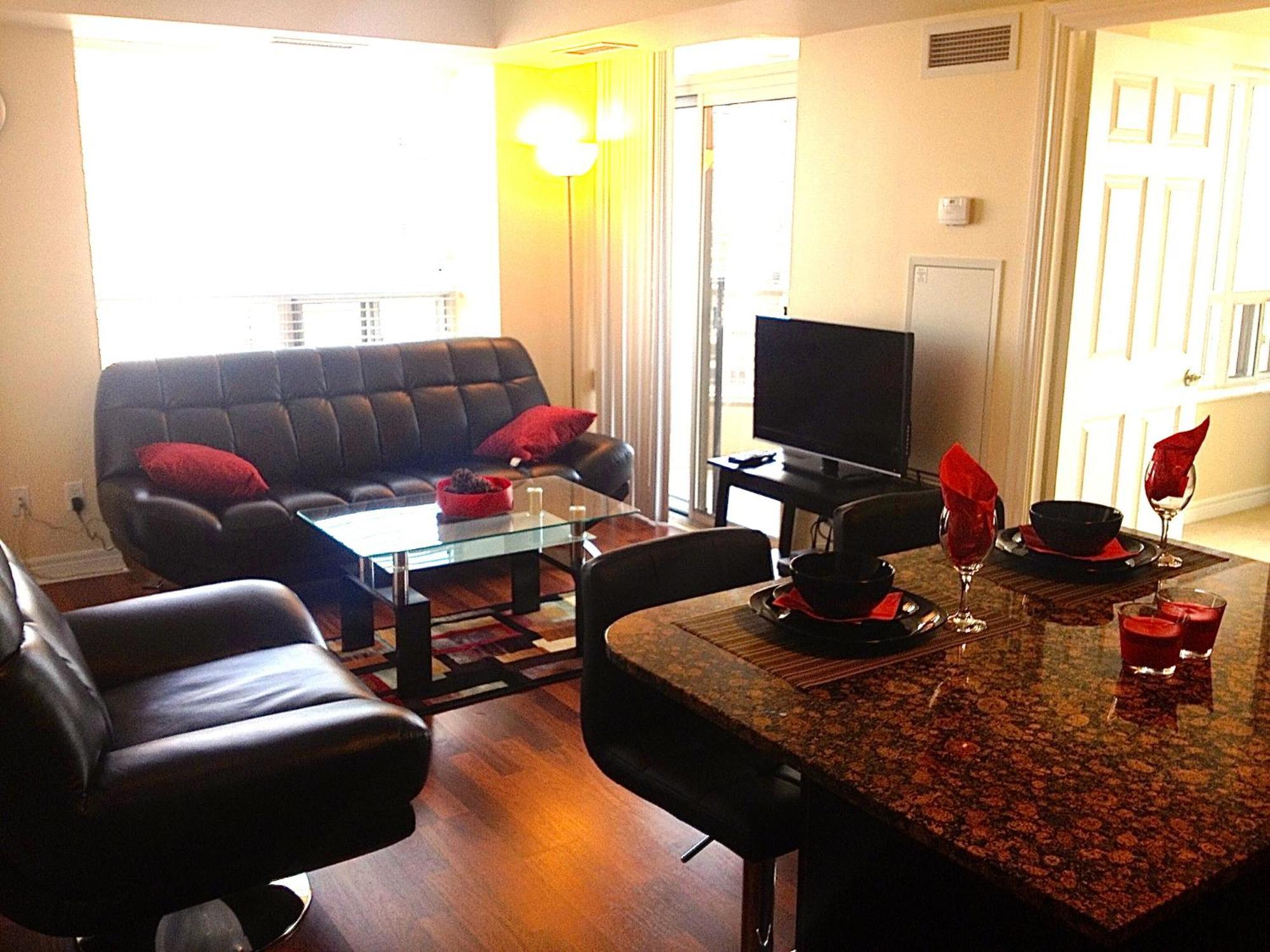 Royal Stays Furnished Apartments - Square One Mississauga Chambre photo