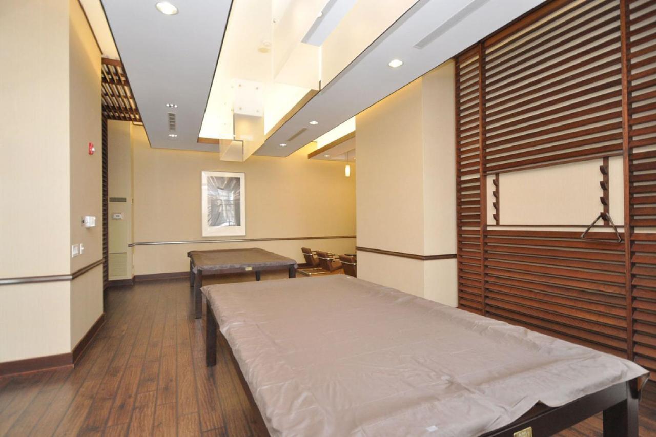 Royal Stays Furnished Apartments - Square One Mississauga Extérieur photo